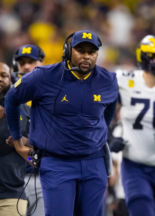 Hats off to Sherrone Moore <a href="/Coach_SMoore/">Sherrone Moore</a> this man is an absolute gem and deserves all the accolades this year 👏🏼👏🏼