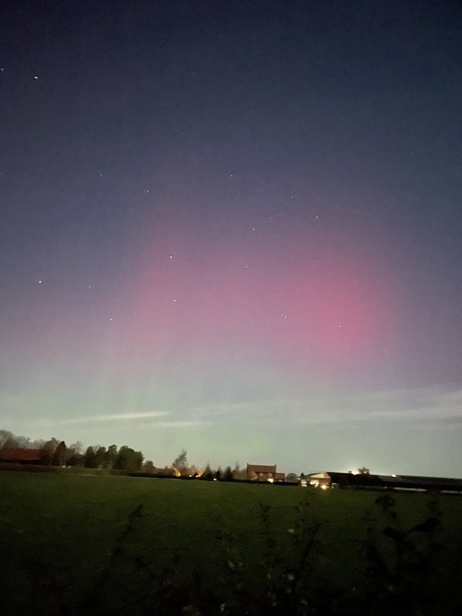 zoebarratt1's tweet photo. Beautiful display of the #NorthernLights #Auroraborealis this evening from home in #Hessay #York visible faintly with the naked eye but much better through my iPhone 12 lens! #aurora @BBCLookNorth @aurorawatchuk https://t.co/GOwgD2x6co