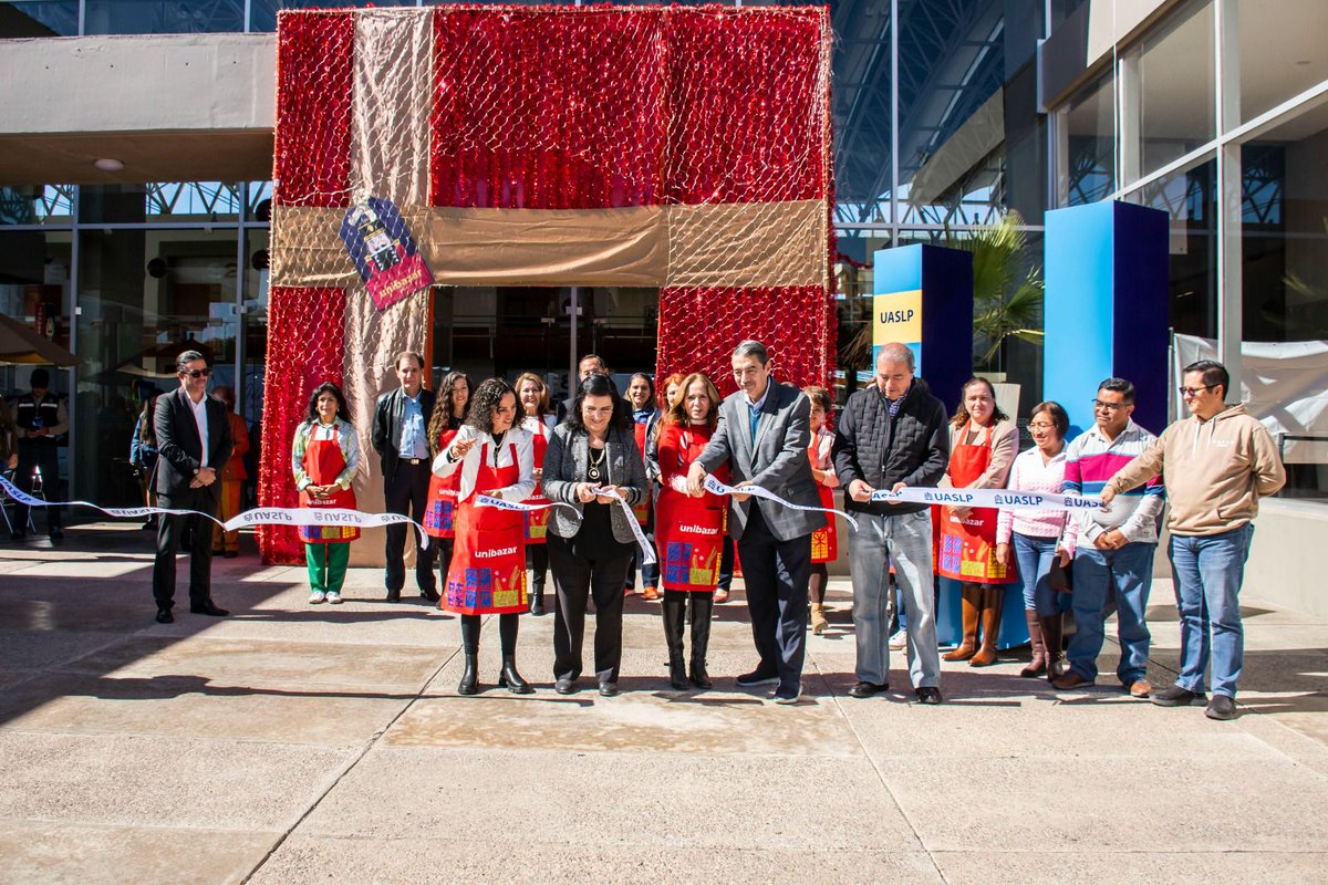 alcantarilla_mx's tweet photo. #SLP | Con más de 100 expositores, arranca el Unibazar UASLP  2023 en el #CC200.

✅ La edición 2023 del Unibazar, se llevará a cabo del 25 de noviembre al 02 de diciembre en formato presencial en el CC200

👉 https://t.co/LVpHmuB2LK https://t.co/hRU0QnOYME