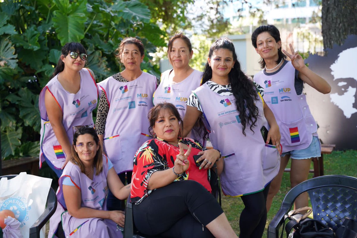 fmoreiraok's tweet photo. Si estás atravesando una situación de violencia de género, tenemos líneas y espacios de atención para ayudarte:

-147, opción 1
-Espacios Mujeres: Carrillo 2209, San Martín centro; Pacífico Rodríguez 7288, Suárez. 
-Espacio Mujeres Móvil que recorre los barrios de la ciudad. https://t.co/vU64q6U9lQ