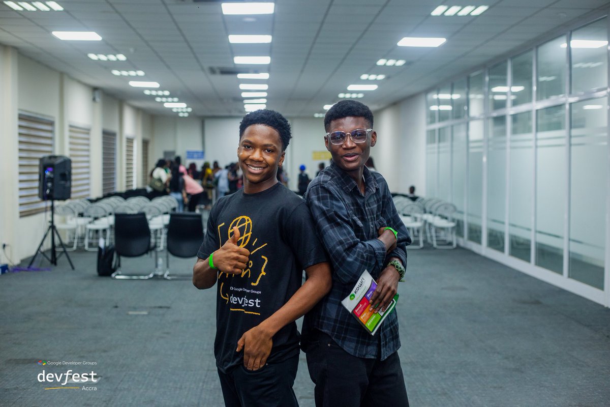httpsDXF's tweet image. DevFest Awesomeness 🔥
#DevFest2023 
#DevFestAccra 
#GoogleDeveloperGroups 
📸 @ralphmensah_