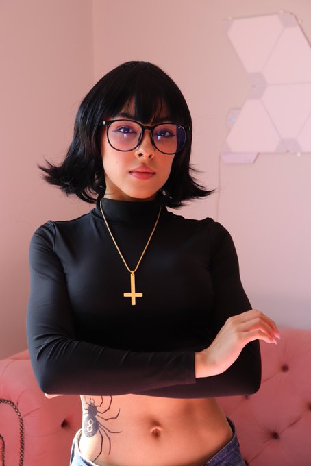 Shizuku Cosplay 🕷️ Anime: Hunter x Hunter https://t.co/Nqn5TLtbyc