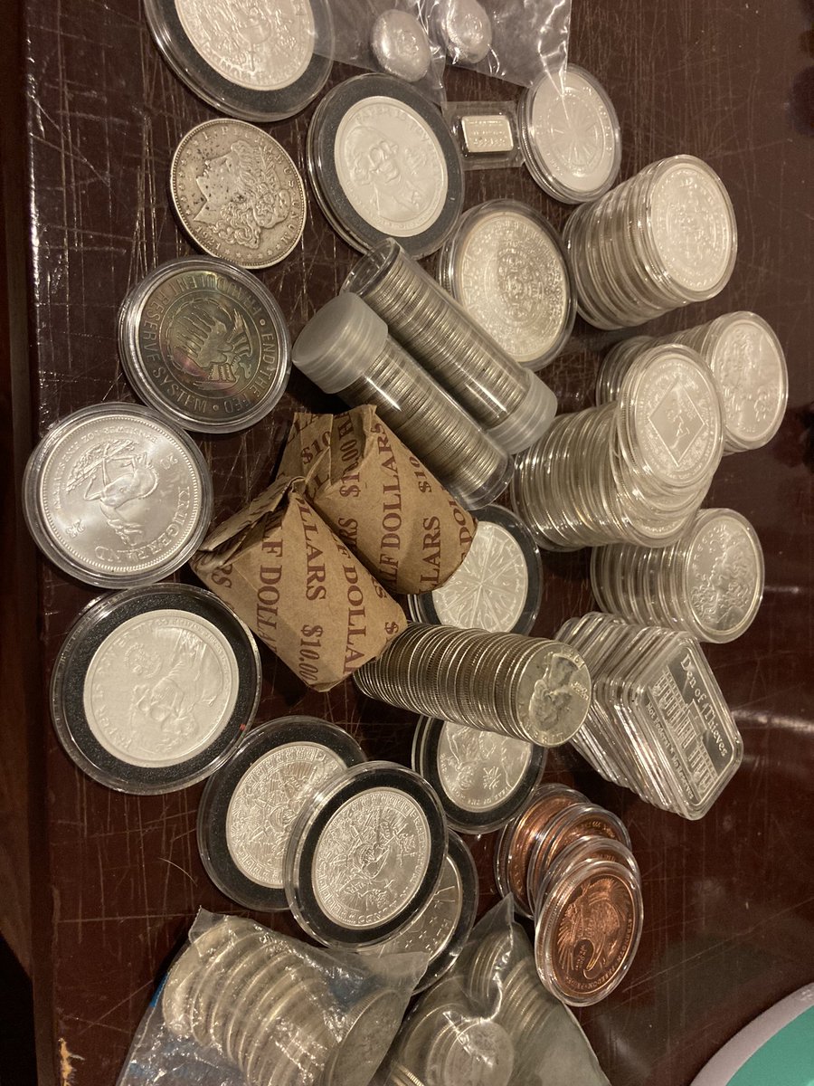 totalnonfiction's tweet photo. This gonna be gang boss #money when ppl are wiping their asses with that #federalreservenote https://t.co/gThwbNub7i