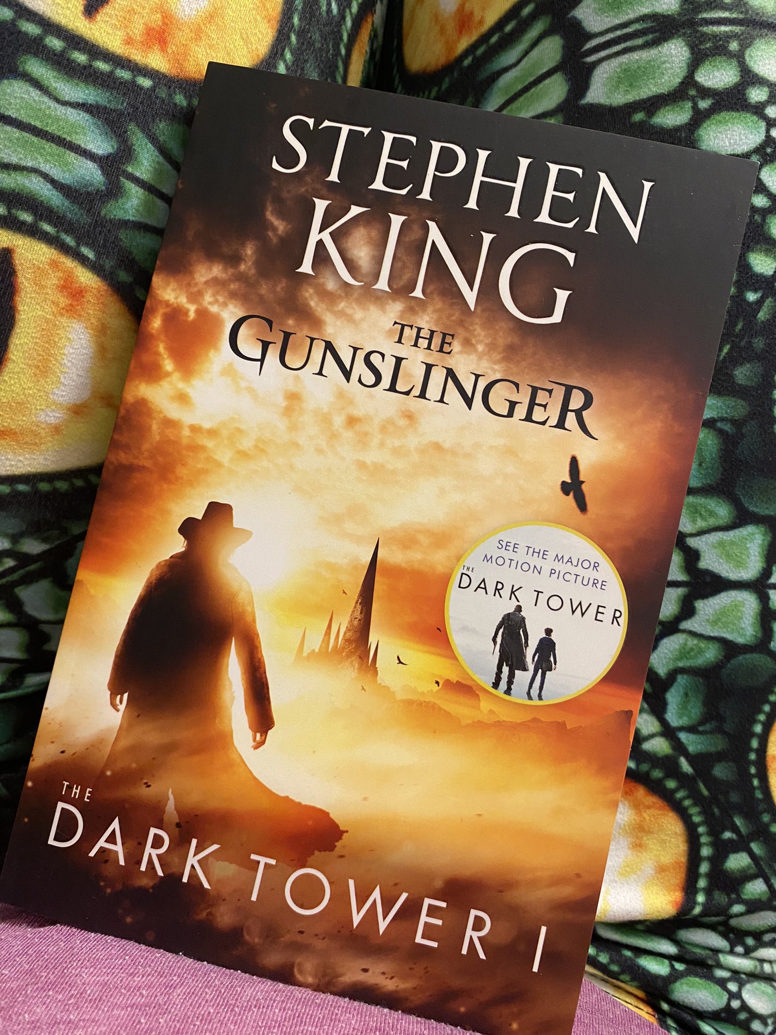 Stuck In The Tower Novel Rach in her Sheenathon Era on X: "Can't wait to get stuck into these, the first in the Dark Tower series (an actual fresh book copy as a gift what a rare