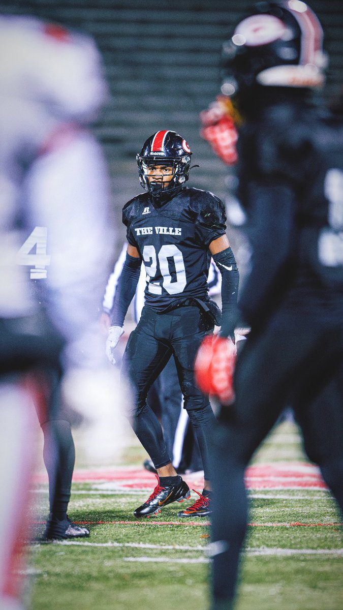 Hightlights from last nights State Semifinal Vs Canton South hudl.com/v/2MdQmq <a href="/TarblooderFB/">Glenville Tarblooders Football 🏈</a> <a href="/AllenTrieu/">Allen Trieu</a> <a href="/mgoul/">Matt Goul</a>