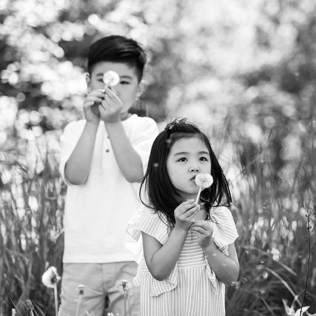 Listraor's tweet photo. York sits fronting Oak Meadows Park, a neighbourhood park that boasts natural beauty, old-growth trees and lush gardens. ⁠
⁠
#Listraor #YorkbyListraor #vancouverdevelopment #vancouverrealestate #vancouverpresale #vanarch #vancouvertownhomes #yvrrealtors #vancityrealestate https://t.co/27TqhN7wQo