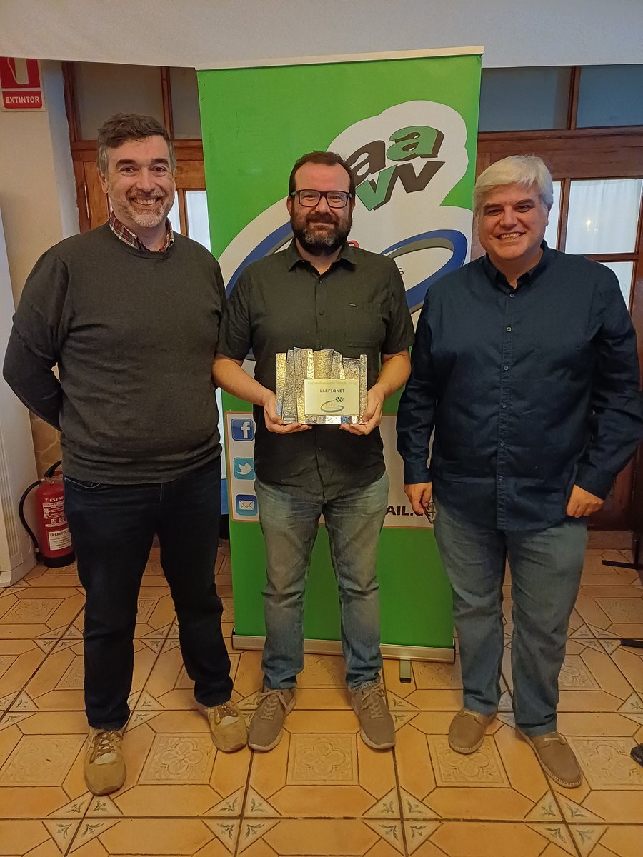 Llefi@Net tweet media