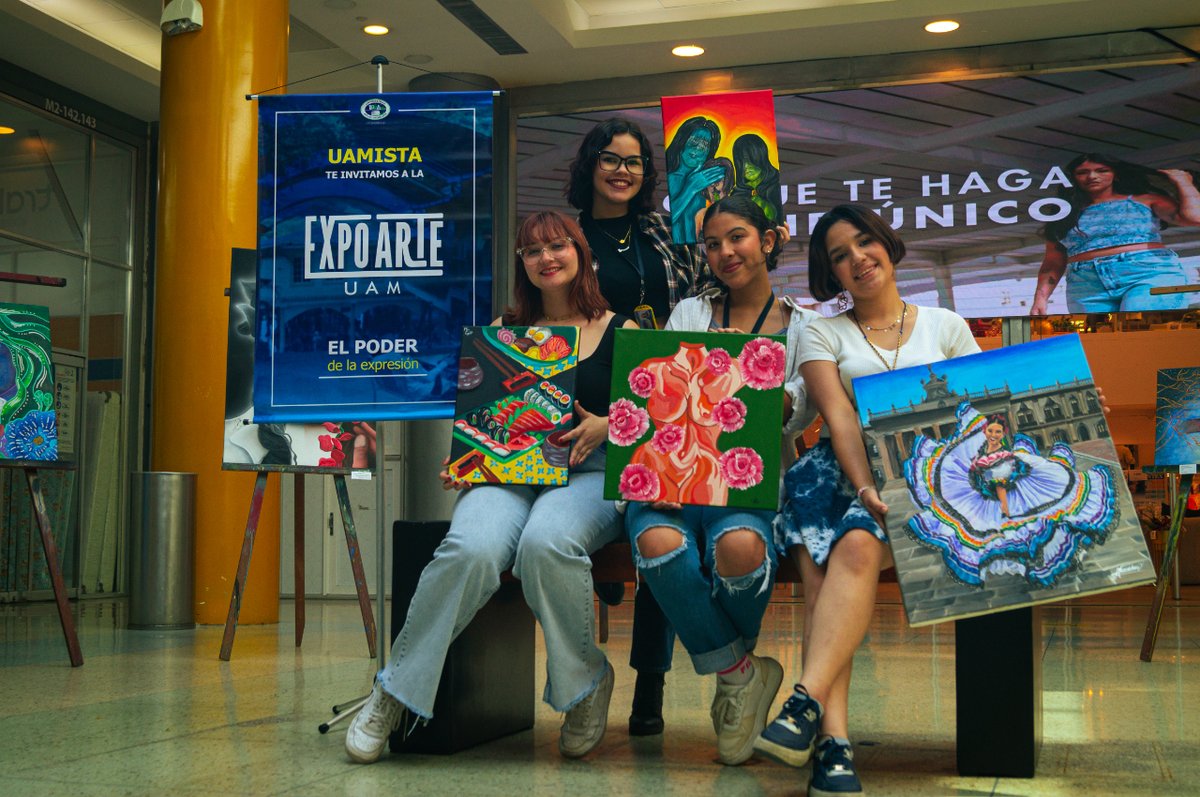 uam_ve's tweet photo. 🎨 Nuestros estudiantes de Artes de la #UAM participaron en la 3era edición de la exposición "Hecha a mano" en C.C Metrópolis, Valencia. 📍

Los jóvenes presentaron una amplia demostración gráfica de sus proyectos académicos, incluyendo una pintura en vivo. https://t.co/DZoJU3n3WP