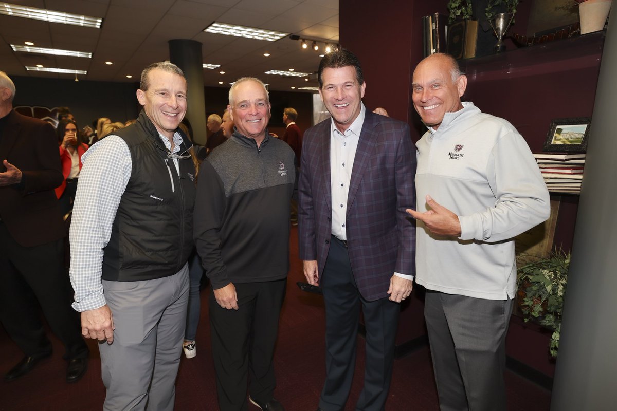 brentdunn's tweet photo. Fun to catch up with Coach Steve Alford today at Danny Moore’s Jersey Retirement Ceremony.
⁦@maroonation⁩ ⁦@MSUBearsHoops⁩ https://t.co/Jv5GsFtbmW