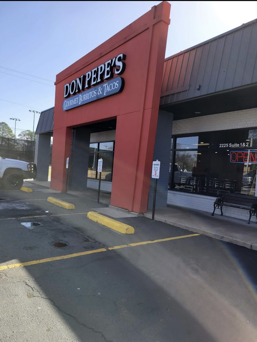 A’Javius B. tweet media