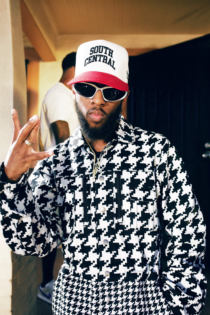 Isaiah_Jaay's tweet image. being born &amp;amp; raised in LA , is just a different flex 🌴 

I stand on : you don’t know the real LA , until you meet the real LA 🗣️

📸 : @LegendaryshotsP