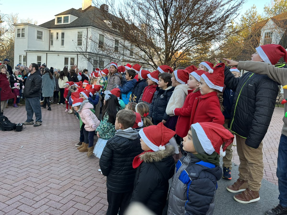 Miss Corrigan tweet media