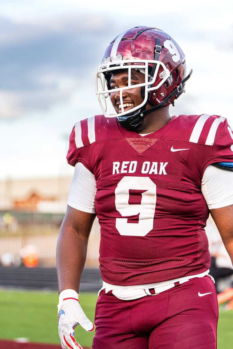 Thank you <a href="/rohawksfootball/">Red Oak Hawks Football</a> now it’s time for me to find a new home!