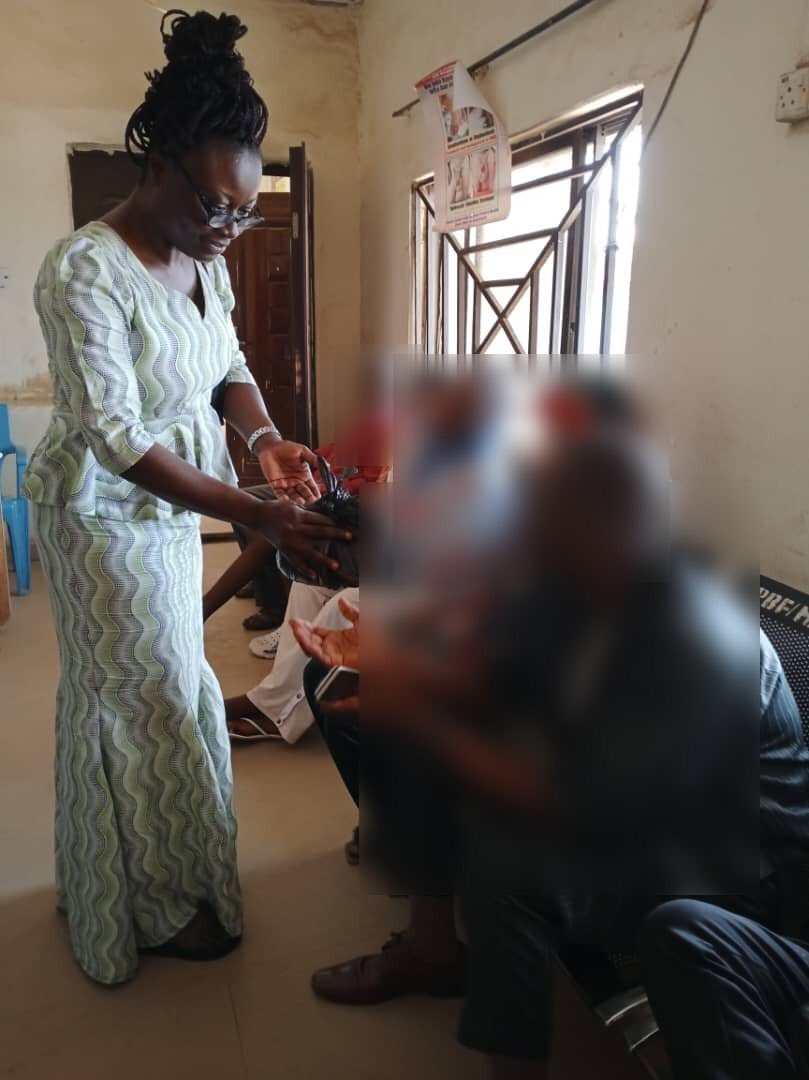 FireWalkers_Abj's tweet photo. .. payment for a third. They are super grateful

We also distributed care packs to 20 patients - constituting of mostly sanitation items /products

Most of the folks were Christians who we encouraged and the non-Christians (5-6) were led to Christ

Altogether a glorious outing. https://t.co/U7mpr3KZob