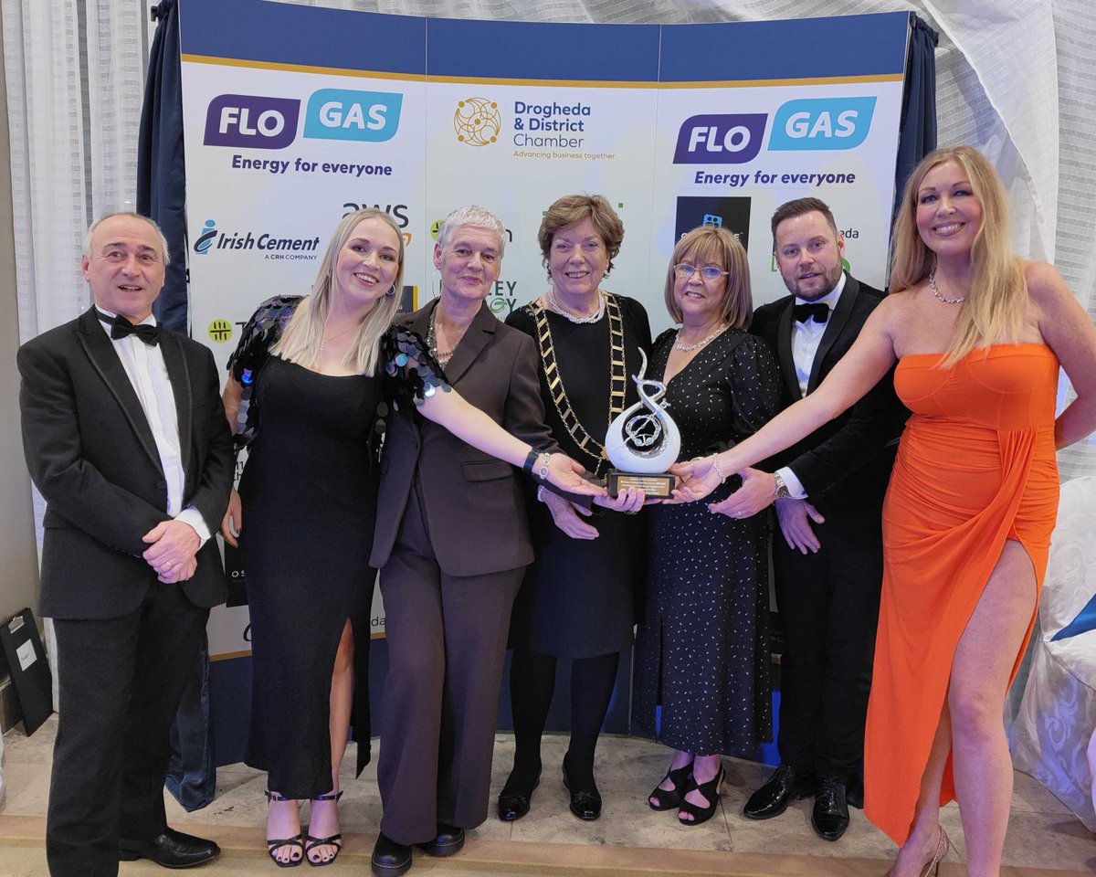 The Best Tourism Business award sponsored by @louthcoco goes to… @DroicheadArts & @LoveDrogheda. #businessexcellence