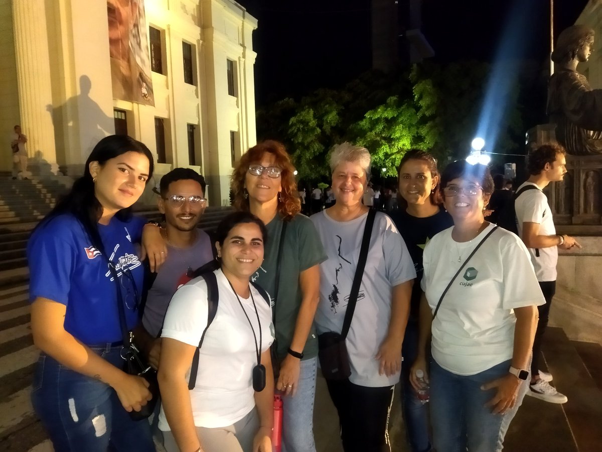 Velada homenaje a Fidel Castro.