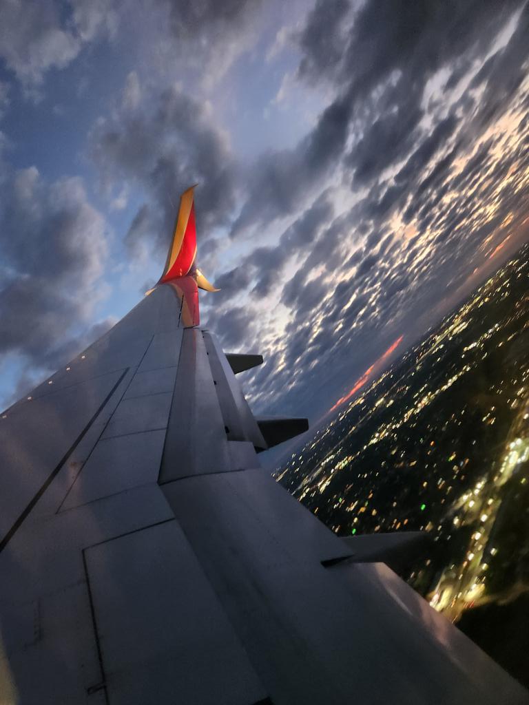 llockefield's tweet image. Adios Texas! 
#ViewsFromTheSky #UpAndOut #ThankfulForYouTexas