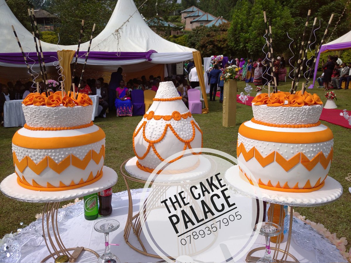 CakePalaceUG's tweet photo. Having a scientific introduction, wedding, birthday, baby shower, graduation, cooperate party this season @CakePalaceUG is your missing link
Dail 0789357905... Let's make your function memorable with the most prestigious cake..... 
#thecakepalace1 https://t.co/EULLJiM1oS