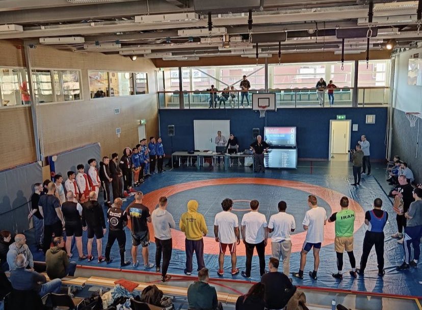 Vandaag Zondag 26 november is er bij de Halter de 3e dag van de senioren competitie 2023

Er zal geworsteld worden in 2 groepen: Beginners en gevorderden in verschillende gewichten en stijlen. Totaal zijn er 66 aanmeldingen

Heycopplein 5 in Utrecht

10 tot 15.00 uur wedstrijden