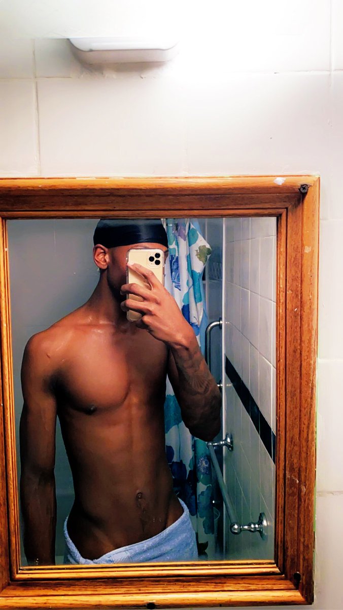mr_collector2's tweet photo. Love my body😍 https://t.co/A4BAt1zEaw