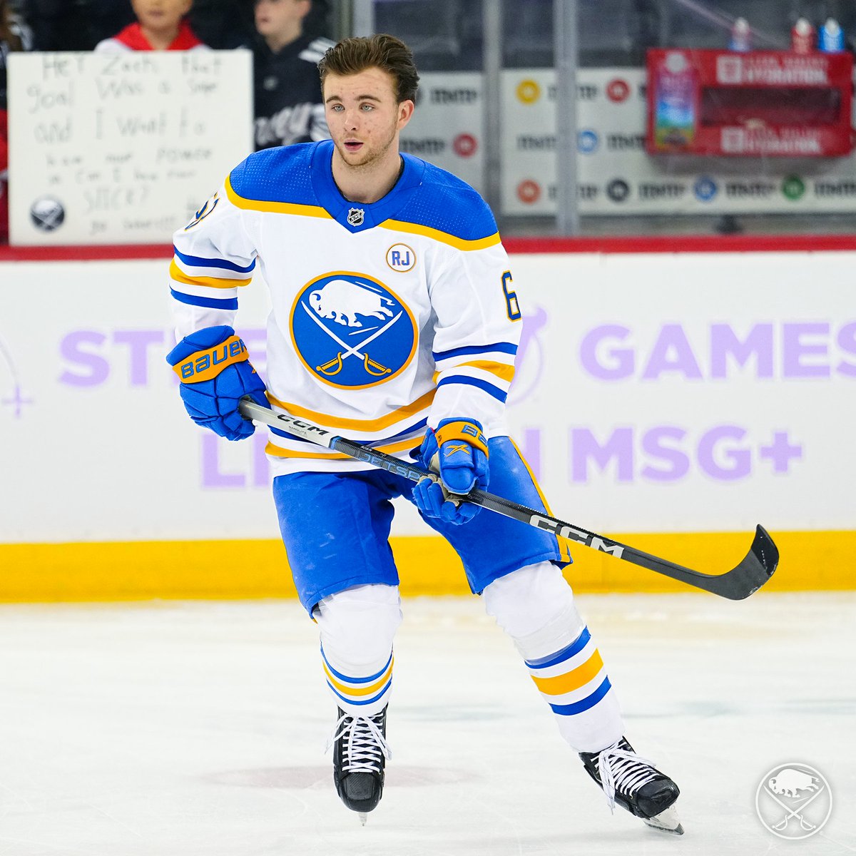 Making your debut with your bestie >>>

#LetsGoBuffalo