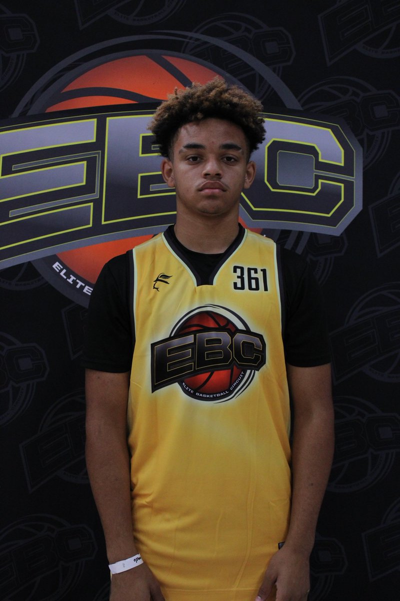 SportsPassports's tweet image. King Johnson 8th grader was all over the place Day 1 at EBC SoCal he went off for 29 points, 10 rebounds, 4 assists, and 3 steals! @EBC_Camps #ThePassport #EBCSoCal