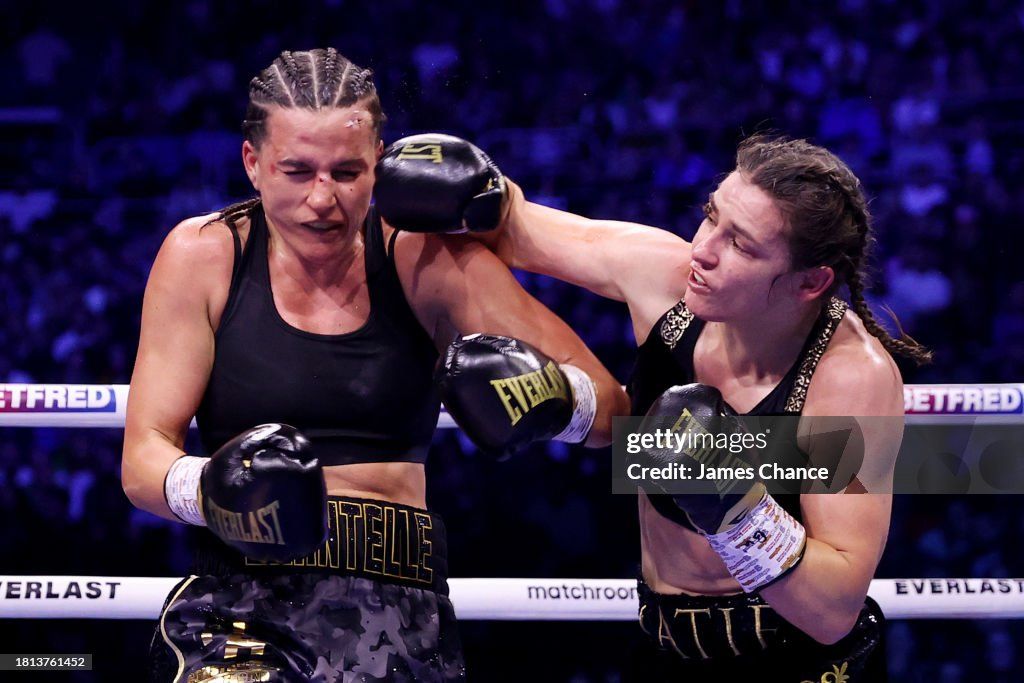GettySport's tweet image. Katie Taylor defeats Chantelle Cameron during their IBF, IBO, WBA, WBC and WBO World Super Lightweight Title fight at The 3Arena Dublin and celebrates with congratulations with Ed Sheeran📷: @JamesChance5