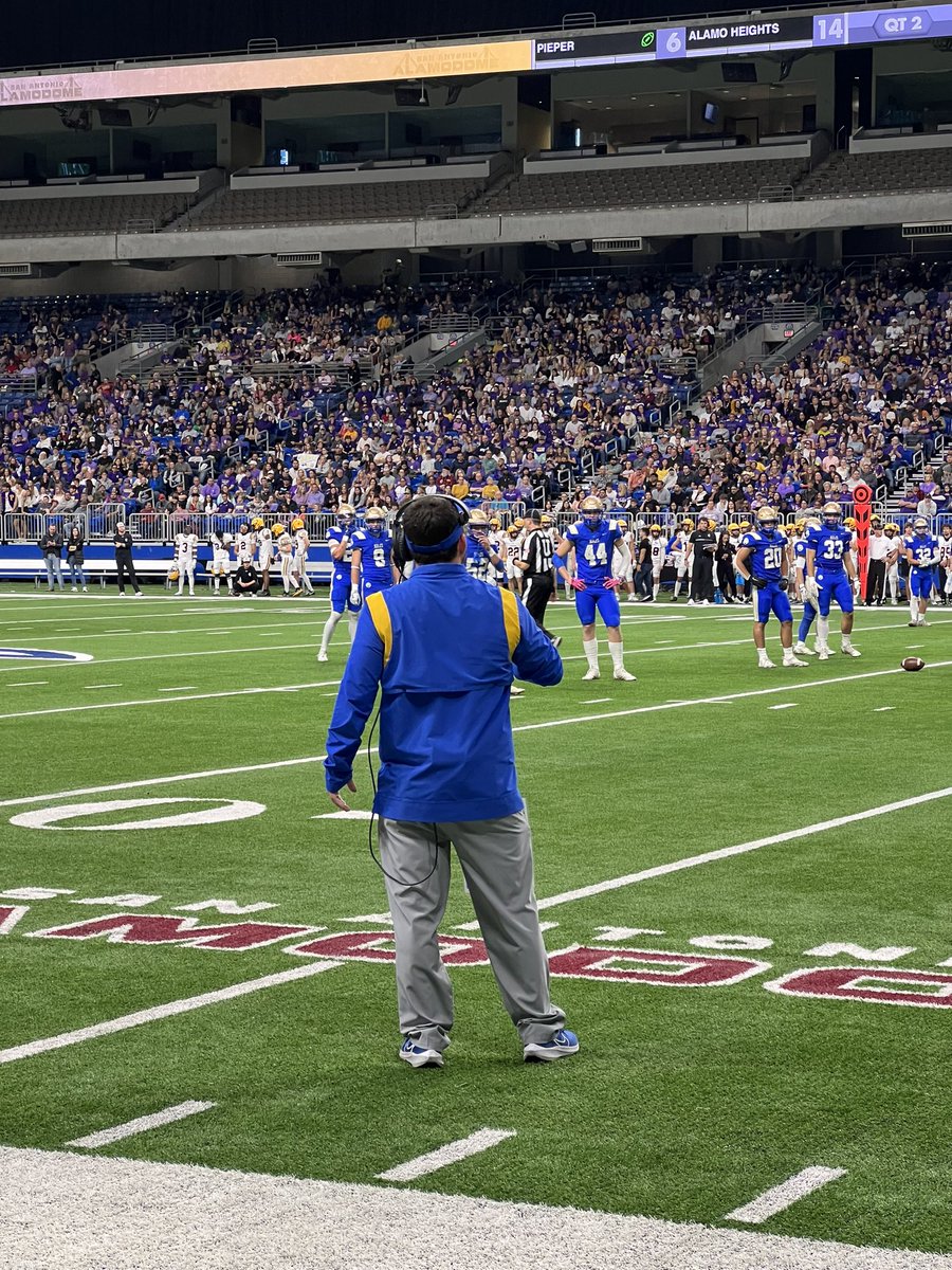 Let’s Go Mules!!!

Time to get loud for the 2nd half… Let’s do this again next week!

#NoPlaceLikeAHISD