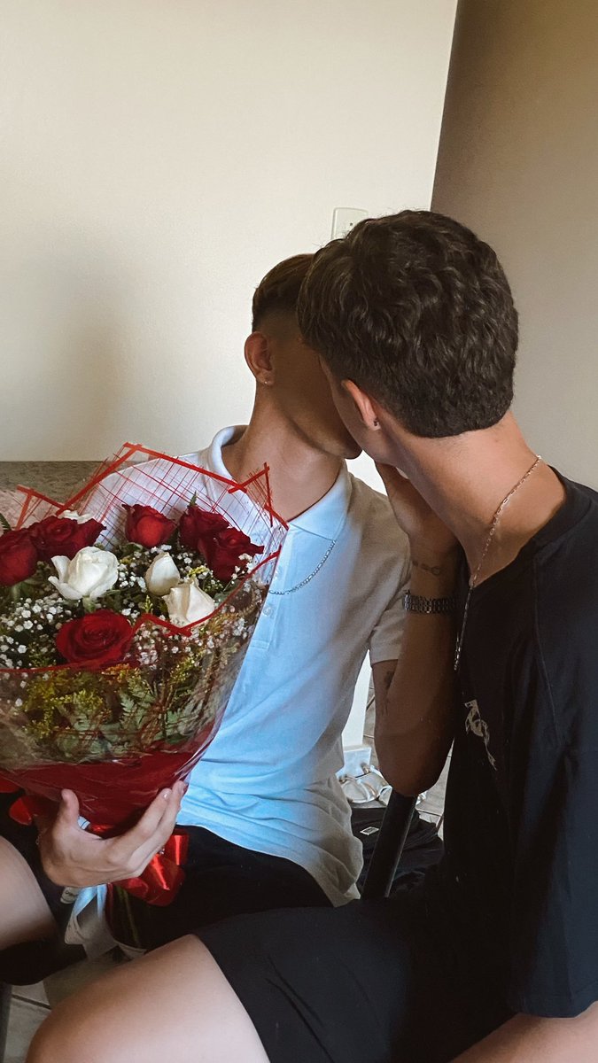gustast_'s tweet photo. Amo dms esse https://t.co/QxlMIcNZ7K
