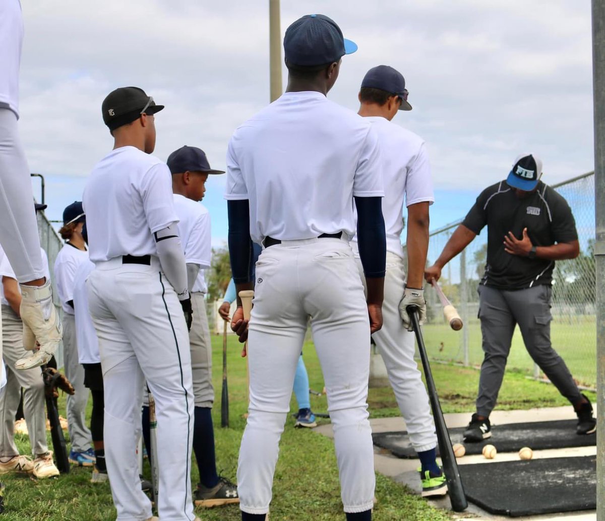 yp_mase's tweet image. Thank you @PROYOUTHinc for sharing knowledge with us today!

#PYF Christmas Camp