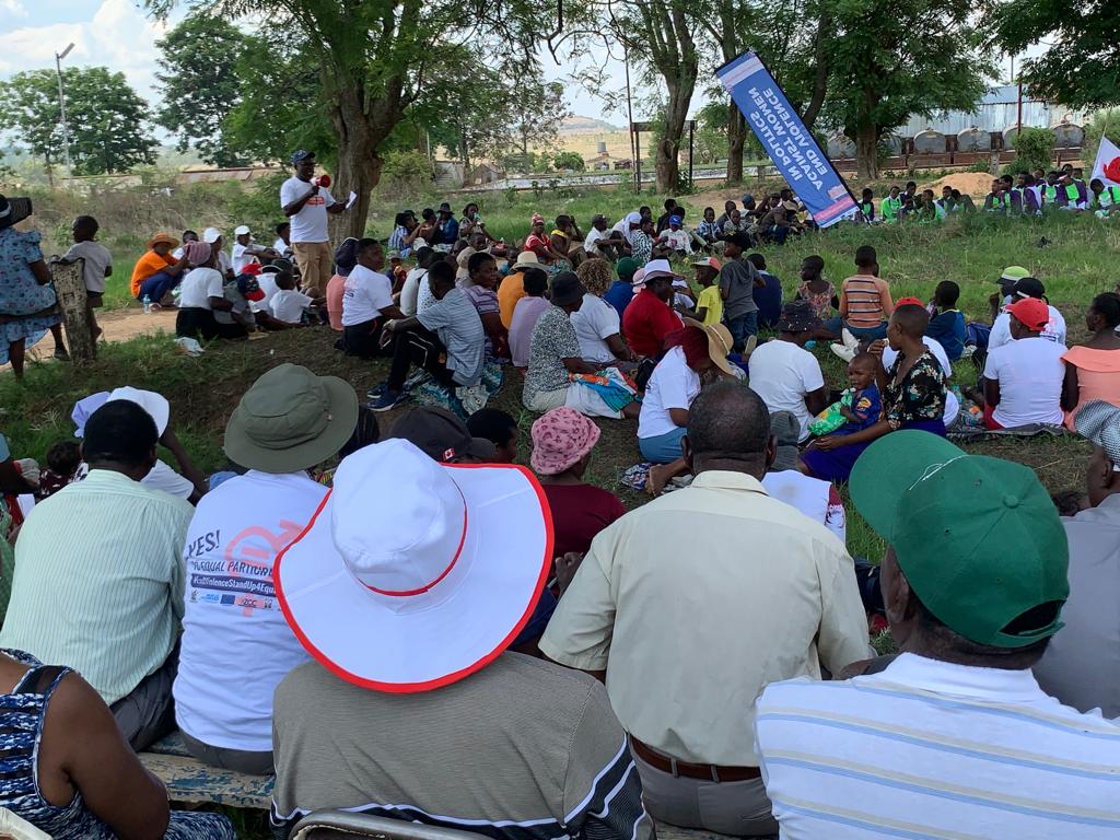 promisep10's tweet photo. On 25 Nov 2023 the @zccinzim collaborated with stakeholders @mwacsmed @PoliceZimbabwe @InfoMinZW and @FactZimbabwe in a march against #GBV in commemoration of the #16DaysOfActivism in Headlands Ward 32.
#NoExcuse #Equalparticipation https://t.co/D1jYc2W9Pb