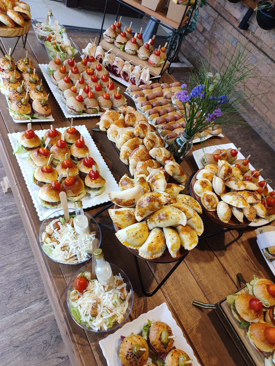 Laurencia tweet media