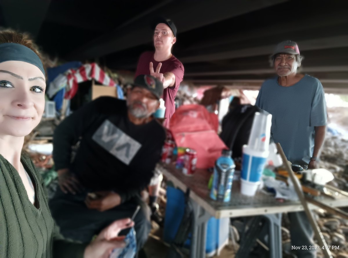 HugAThugProgram's tweet image. Our thanksgiving under the bridge