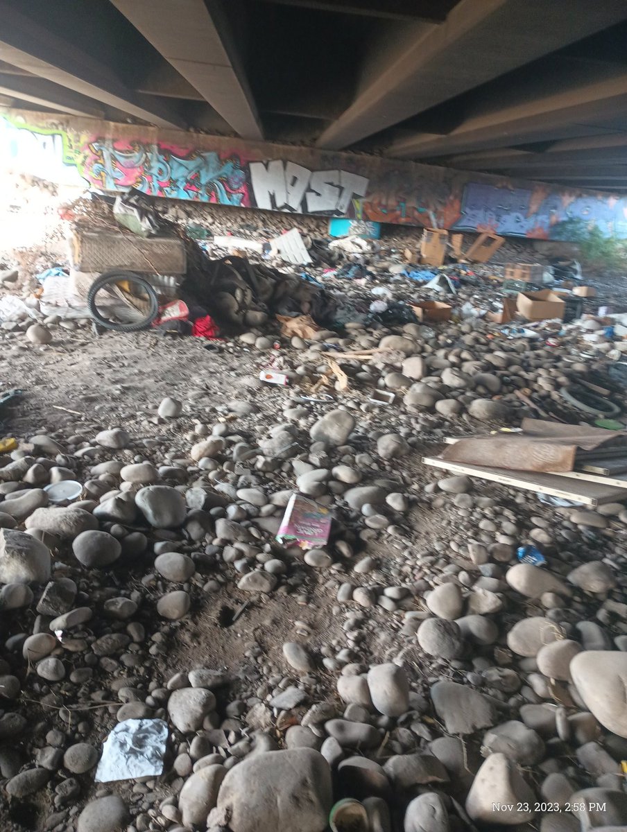 HugAThugProgram's tweet image. We're not finished but it was a good start together we can make the difference one person at a time #charity #azgives #philanthropy #Entrepreneur #giveback