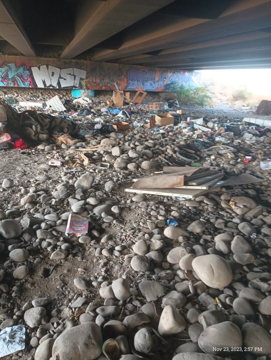 HugAThugProgram's tweet image. We're not finished but it was a good start together we can make the difference one person at a time #charity #azgives #philanthropy #Entrepreneur #giveback