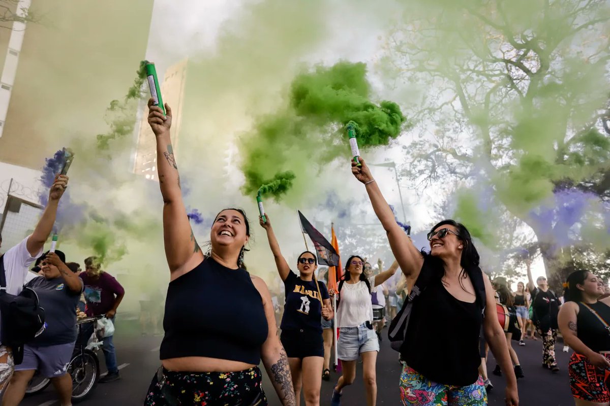 Furia_Fem's tweet photo. Ni un paso atrás!

Otro #25N en las calles de #Rosario.

Unidas y organizadas para defender cada derecho conquistado ✊🏾💜 https://t.co/UVy7AiDvyB