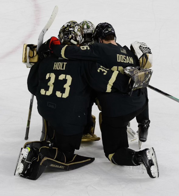 FCA Hockey tweet media