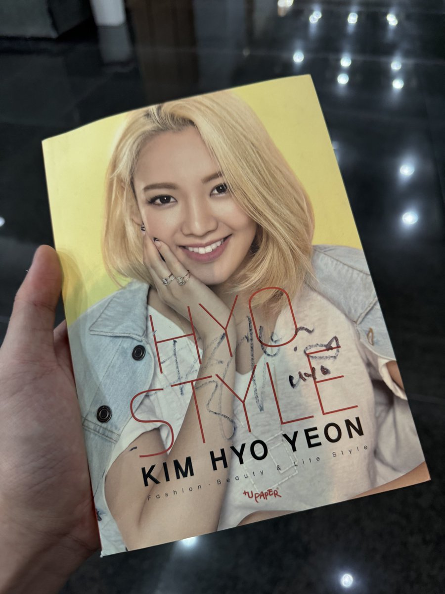 I made it! 😭🙌🏻 Despite the terrible hangover, I am still trying to process my thoughts and emotions about what had happened ytd after the Martell event.

@Hyoyeon_djhyo #hyoyeon #djhyo #kimhyoyeon #효연 #김효연 #snsd #girlsgeneration #소녀시대 #소원 #sone