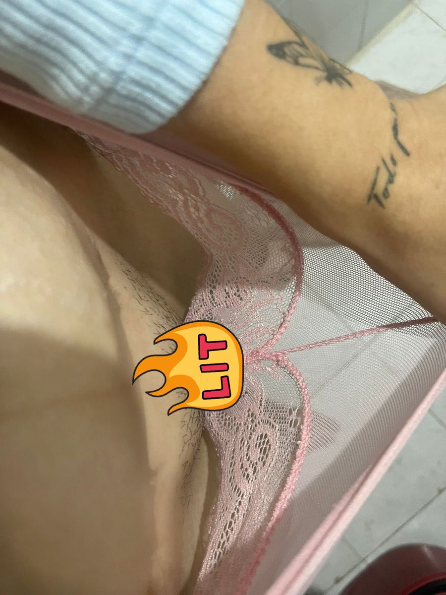 ¿Cómo crees que la traigo ahorita?🙈
Si me das RT te la enseño🤤
Onlyfans.com/riosllizeth