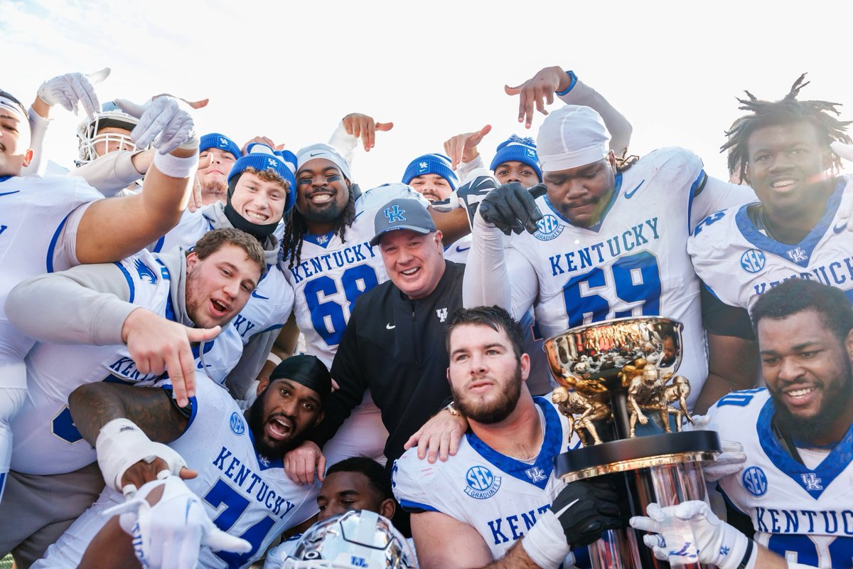 Kentucky Football tweet media