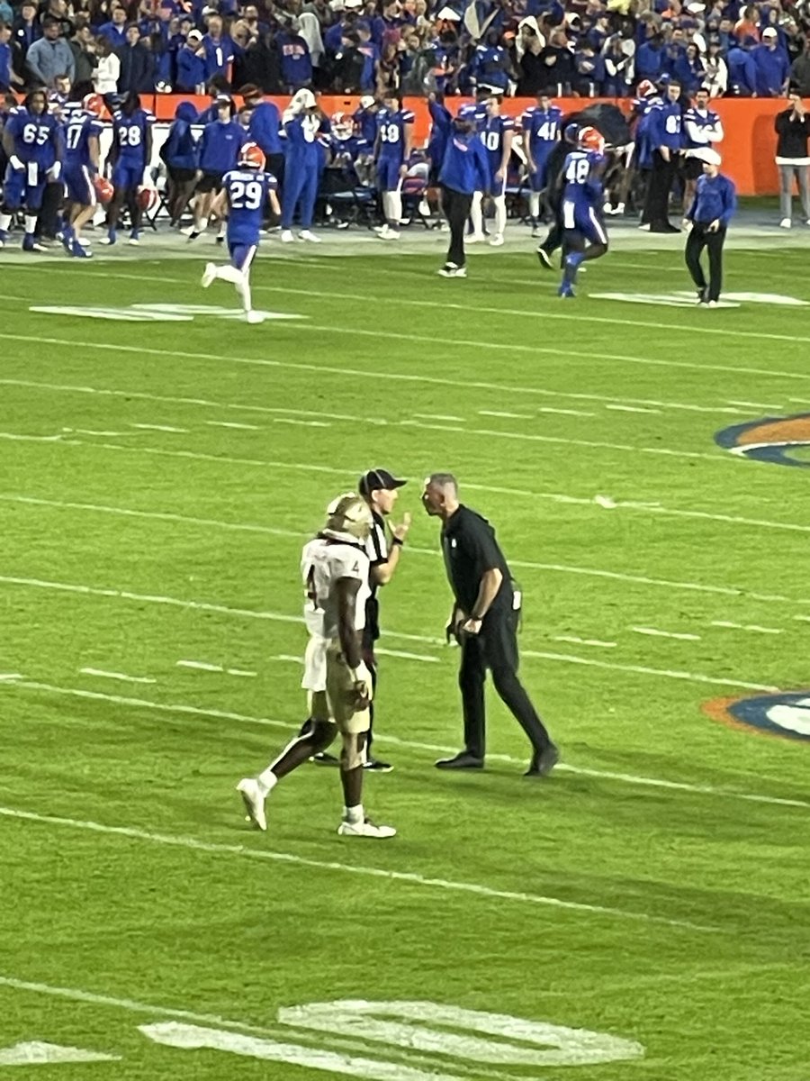 Bud Elliott tweet media