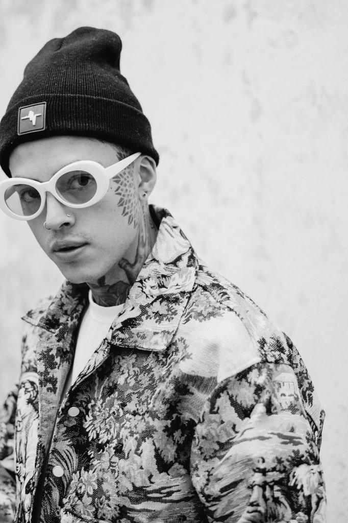 Pizzaloveeeeee_'s tweet photo. 🖤 https://t.co/cNQpRWAI5w