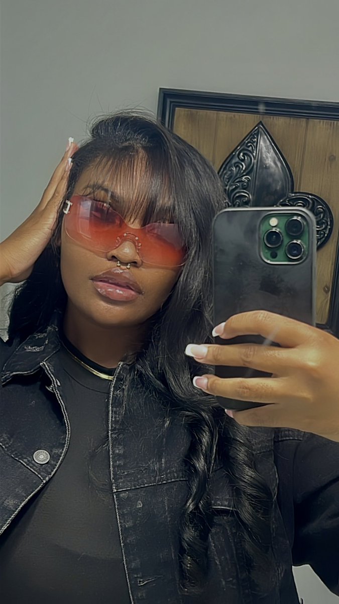 Real over bad but this a 2 for 1🖤