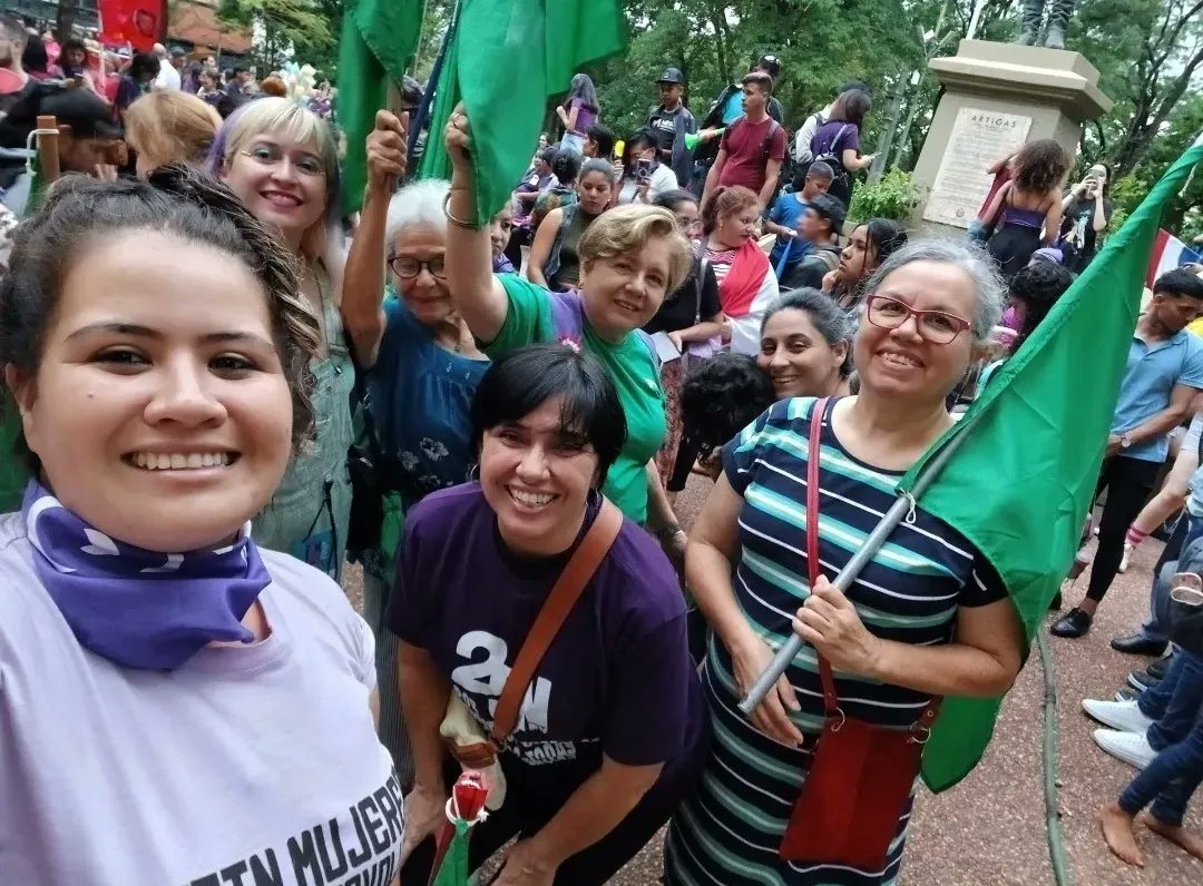 CasaFebrerista's tweet photo. Hoy marchamos contra todas formas de violencias sobre nuestros cuerpos.
Nos duele cada vez que una niña o mujer son víctimas de abuso, violencia, transfeminicidios y feminicidios.
JUNTAS HOY DIJIMOS BASTA!
#25NPy2023 #25N #Febreristas
#SinMujeresNoHayRevolución https://t.co/s1bFlLWqjh