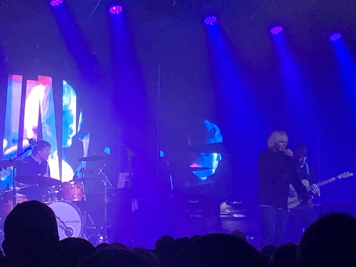 I’ve seen @thecharlatans many times but tonight was one of the best. Brilliant gig.