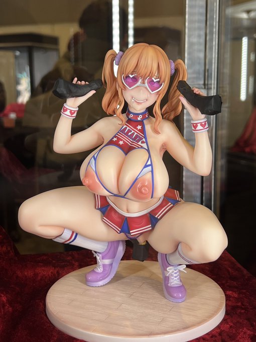 差分パーツもクォリティ高いし、細かいところまで再現されててめっちゃえっち、、、これは買うしかないー!!
#エロホビ 