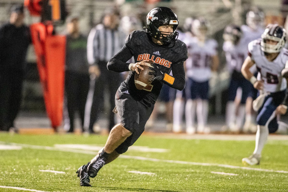 MetroNewsSports's tweet photo. WVSSAC Class AAA State Championship:

No. 5 Princeton (12-1) vs. No. 3 Martinsburg (12-0)

Saturday, December 2 at noon. #wvprepfb https://t.co/UPpSHse2L3