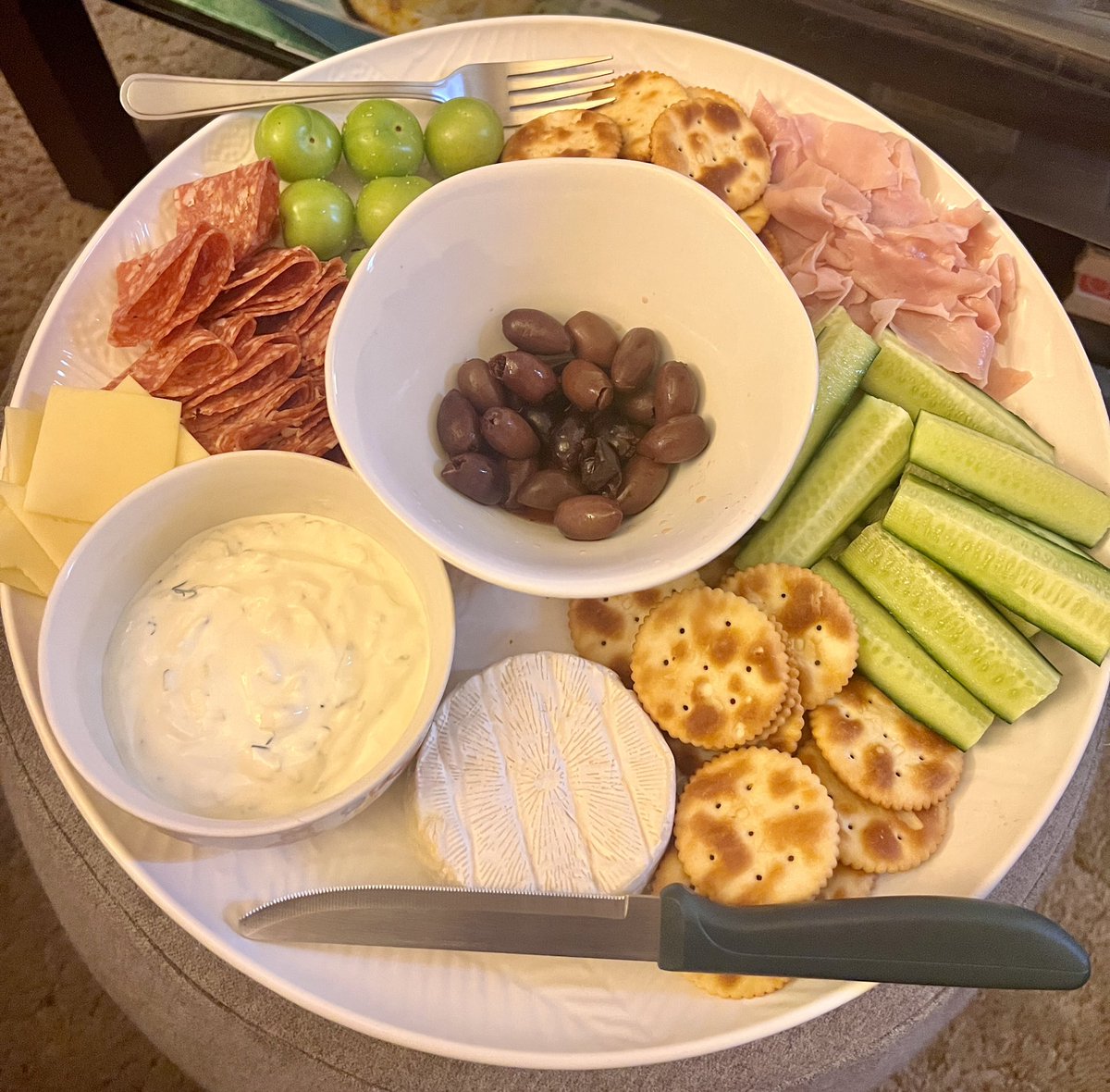 I know it’s not Saturday Platterday, but I made a platter for mum and I anyway.