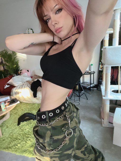 say hi. ✨ https://t.co/bBmLeJ7tDs