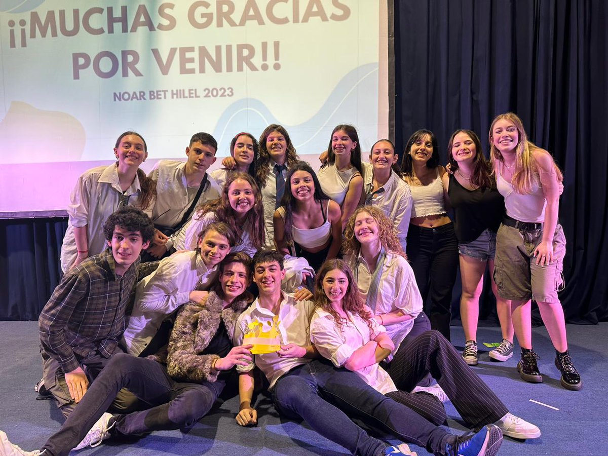 gran dia, bicampeones y lo vi a un gran exmadrij mio, trinche🏆💋